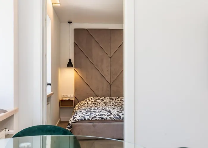 Marius 11 Apartment, By Cohost Apartment